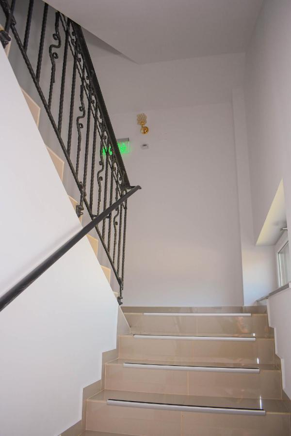 Casa Topaz Mamaia Nord นาโวดาริ ภายนอก รูปภาพ