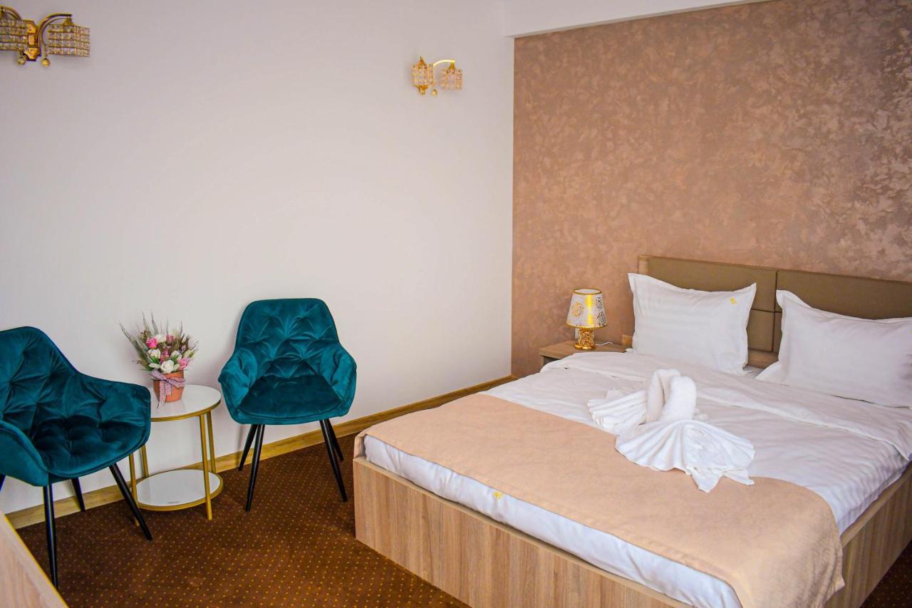 Casa Topaz Mamaia Nord นาโวดาริ ภายนอก รูปภาพ