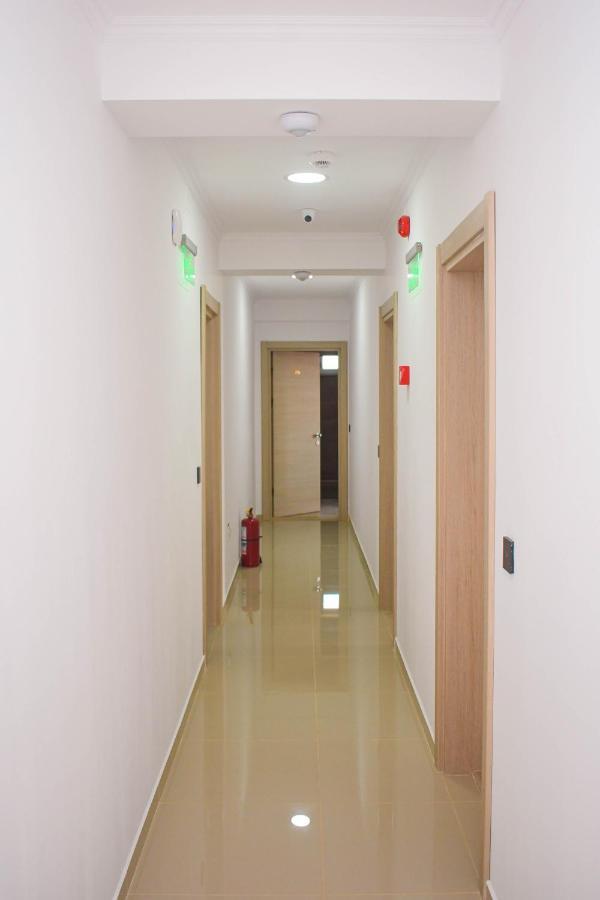 Casa Topaz Mamaia Nord นาโวดาริ ภายนอก รูปภาพ
