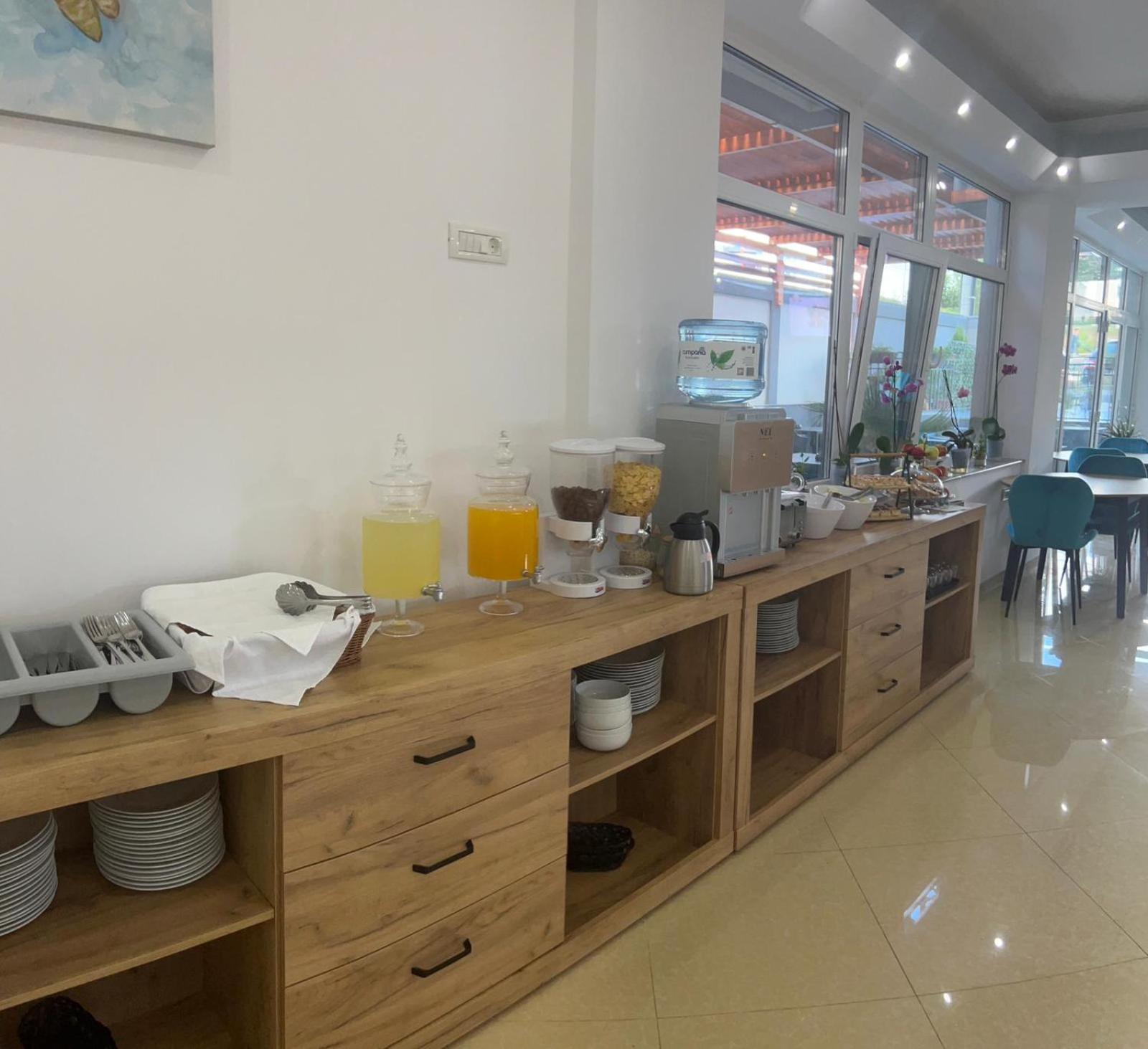 Casa Topaz Mamaia Nord นาโวดาริ ภายนอก รูปภาพ